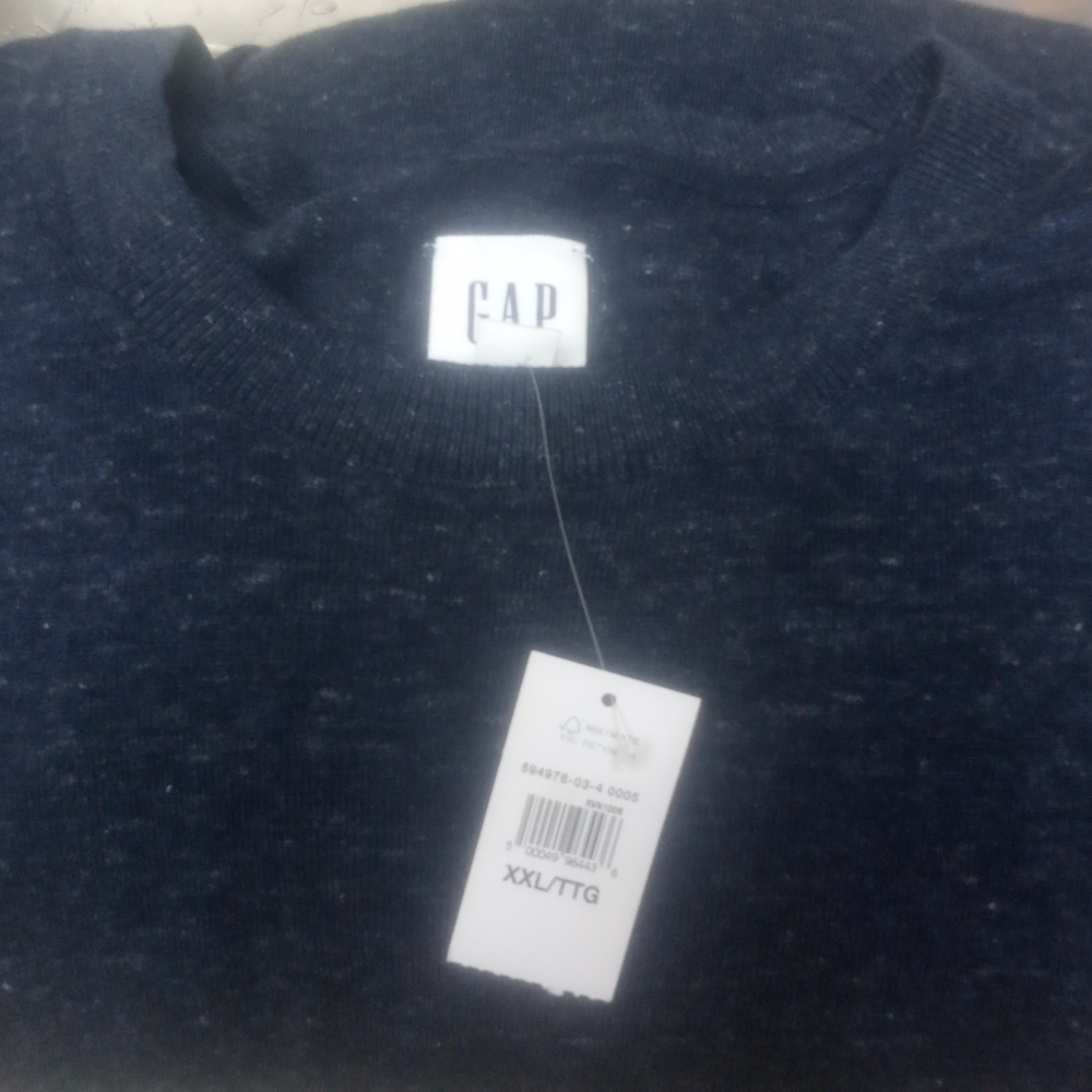 GAP Men's Dark Blue Crewneck Sweater